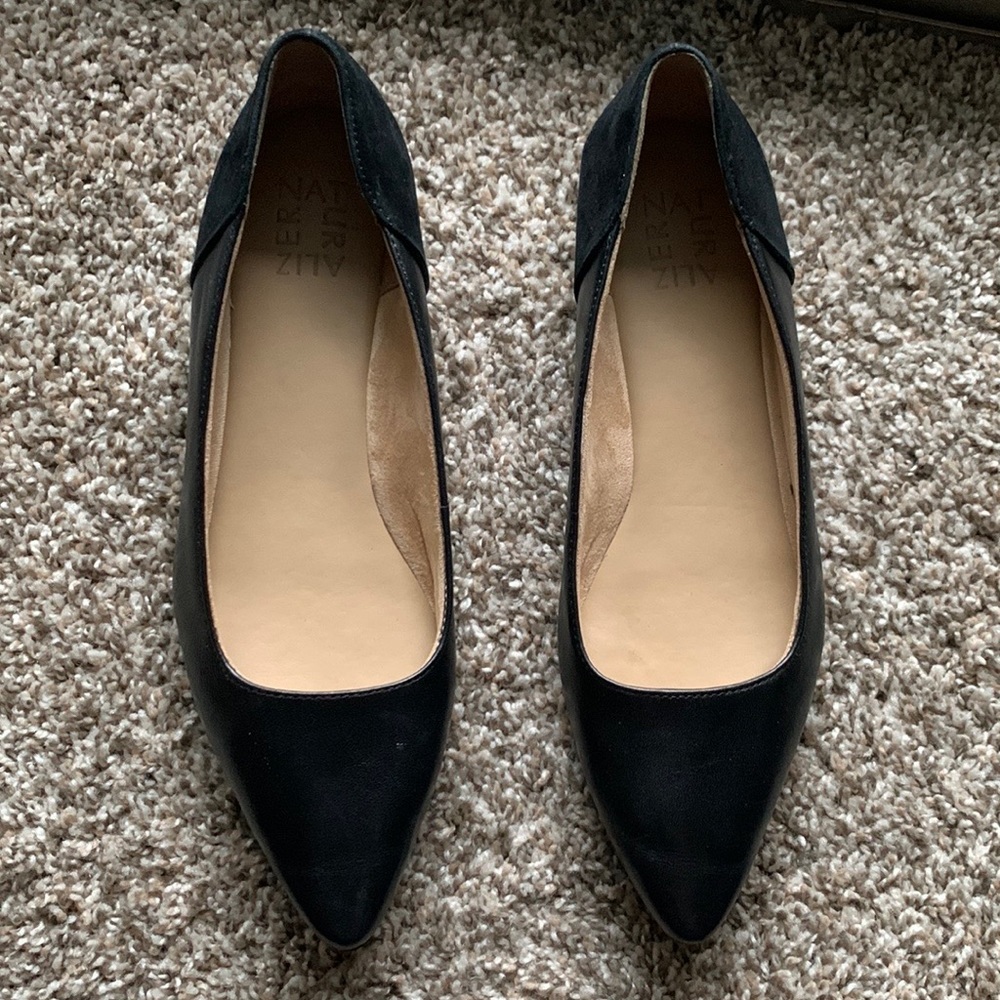 Naturalizer Pointed Toe Flats
